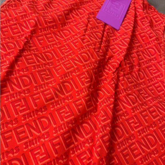 Brand new in box Fendi x skims bodysuit 3xl - Picture 3 of 5
